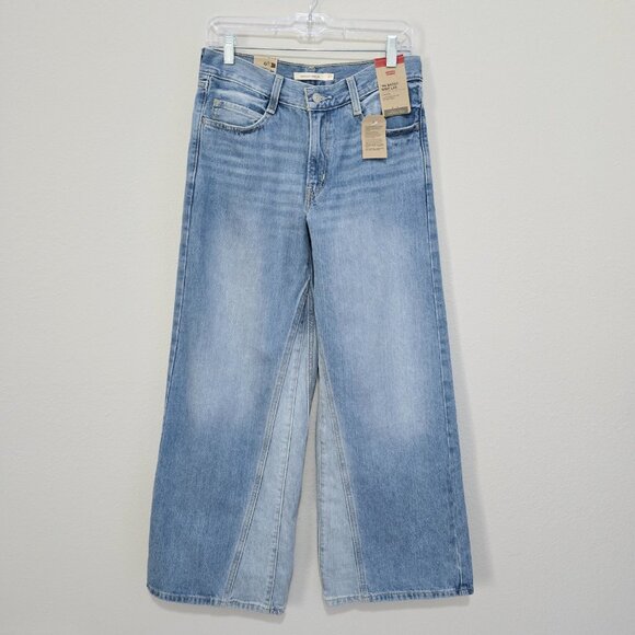 NWT Levi's 94 Baggy Wide Leg Jeans Y2K Size 27 Blue Light Wash - Picture 1 of 7